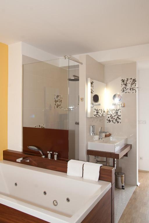 Hotel Weinresidenz Sonnleitner - Adults Only Furth bei Gottweig Pokój zdjęcie